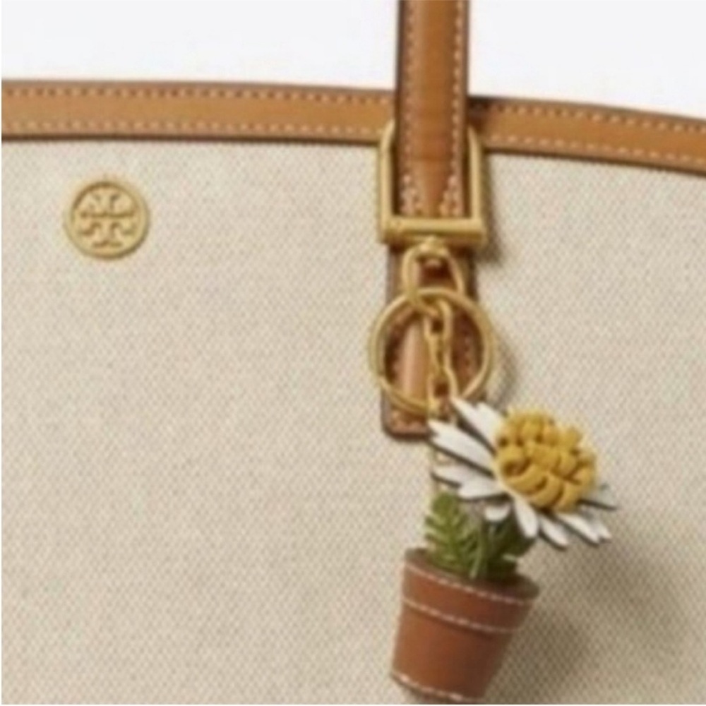 Tory Burch Yellow Floral Keychain - Picture 4 of 6